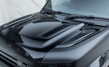 Land Rover Defender 90 D350 X-DYNAMIC HSE HARD TOP URBAN 31