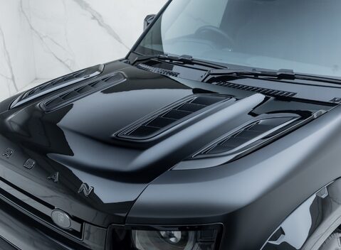 Land Rover Defender 90 D350 X-DYNAMIC HSE HARD TOP URBAN 31