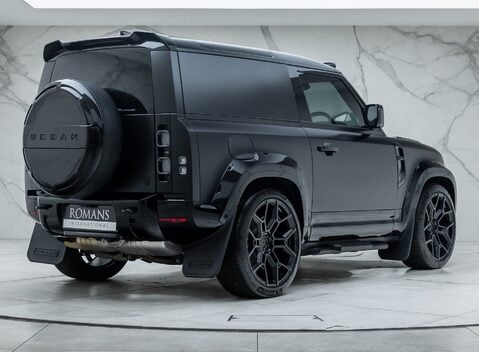 Land Rover Defender 90 D350 X-DYNAMIC HSE HARD TOP URBAN 6