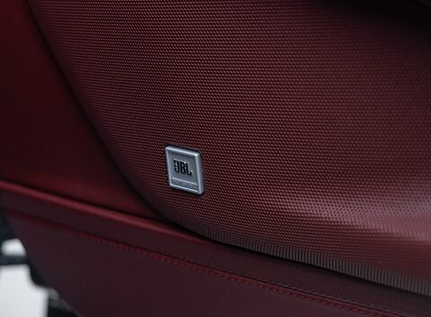 Ferrari GTC4 Lusso V12 TAILOR MADE 38