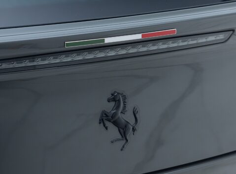 Ferrari GTC4 Lusso V12 TAILOR MADE 53