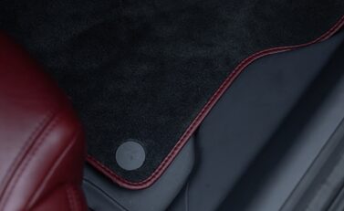 Ferrari GTC4 Lusso V12 TAILOR MADE 35