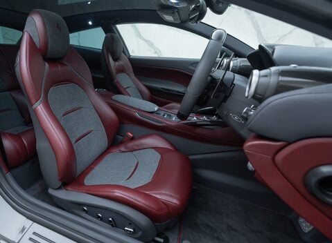 Ferrari GTC4 Lusso V12 TAILOR MADE 16