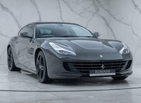 Ferrari GTC4 Lusso V12 TAILOR MADE 8