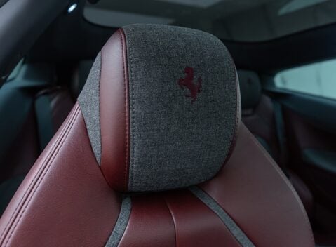 Ferrari GTC4 Lusso V12 TAILOR MADE 19