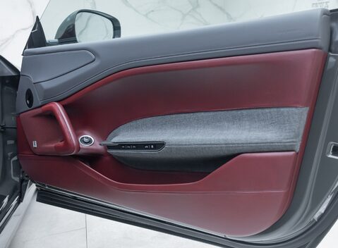 Ferrari GTC4 Lusso V12 TAILOR MADE 37