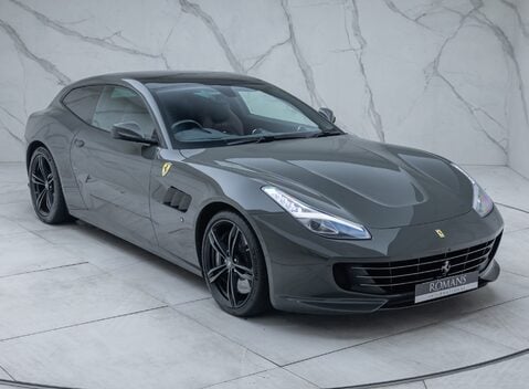 Ferrari GTC4 Lusso V12 TAILOR MADE 10