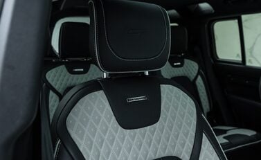 Land Rover Defender 110 V8 Carpathian Edition OVERFINCH 16