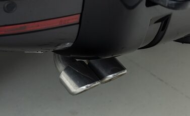 Land Rover Defender 110 V8 Carpathian Edition OVERFINCH 44