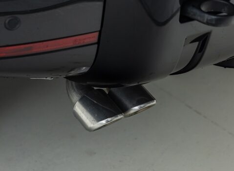 Land Rover Defender 110 V8 Carpathian Edition OVERFINCH 44