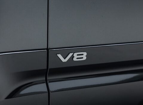 Land Rover Defender 110 V8 Carpathian Edition OVERFINCH 39