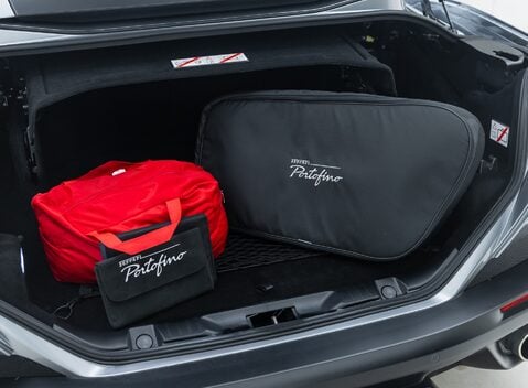 Ferrari Portofino 38