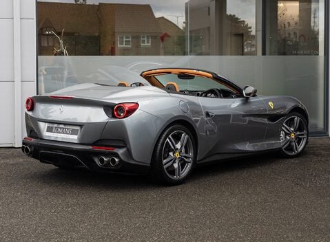 Ferrari Portofino 4