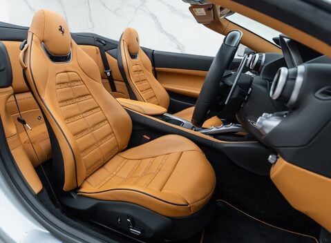 Ferrari Portofino 18