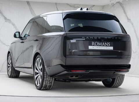 Land Rover Range Rover D350 Autobiography LWB 12