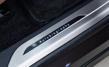 Land Rover Range Rover D350 Autobiography LWB 30