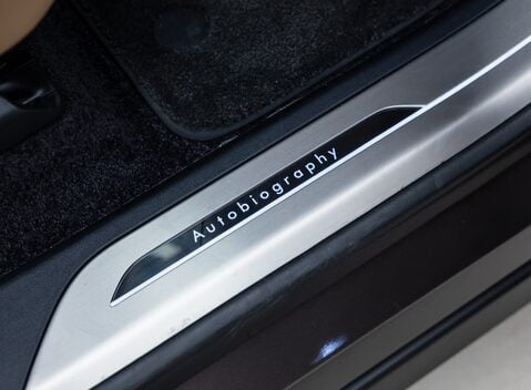Land Rover Range Rover D350 Autobiography LWB 30
