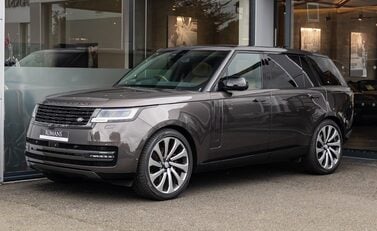 Land Rover Range Rover D350 Autobiography LWB 2