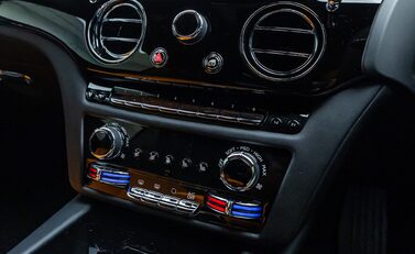 Rolls-Royce Spectre 23