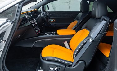 Rolls-Royce Spectre 17