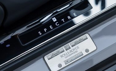 Rolls-Royce Spectre 26