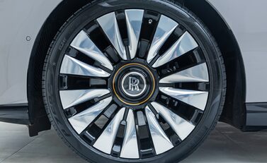 Rolls-Royce Spectre 31
