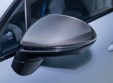 Porsche Cayenne TURBO E-HYBRID Coupe with GT Package 33