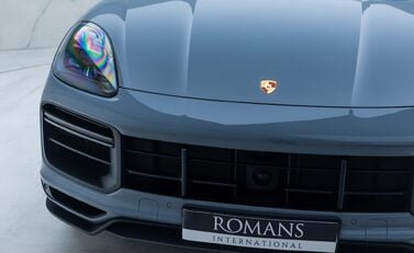 Porsche Cayenne TURBO GT 31