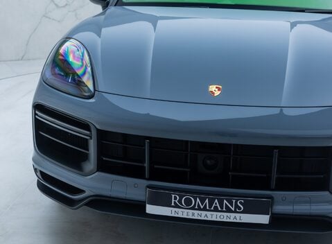 Porsche Cayenne TURBO GT 31