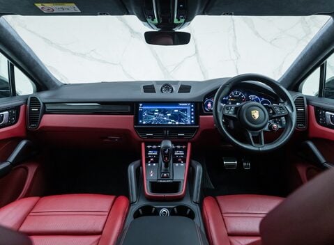 Porsche Cayenne TURBO GT 20