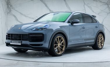 Porsche Cayenne TURBO GT 1