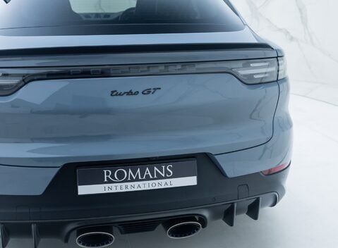 Porsche Cayenne TURBO GT 32