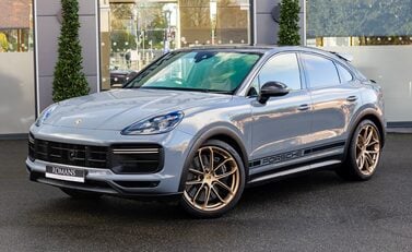 Porsche Cayenne TURBO GT 2