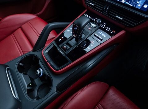 Porsche Cayenne TURBO GT 25