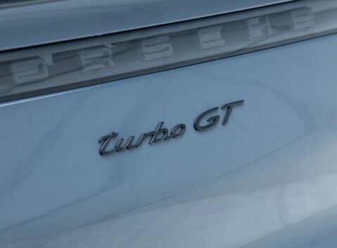 Porsche Cayenne TURBO GT 37