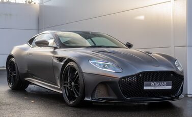 Aston Martin DBS Superleggera 2