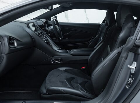 Aston Martin DBS Superleggera 20