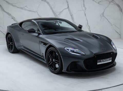 Aston Martin DBS Superleggera 11