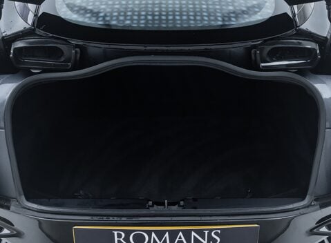 Aston Martin DBS Superleggera 52