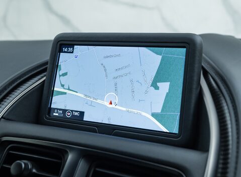 Aston Martin DBS Superleggera 23