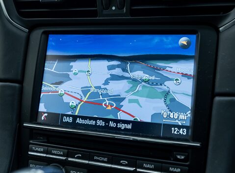 Porsche 911 50TH ANNIVERSARY EDITION 22