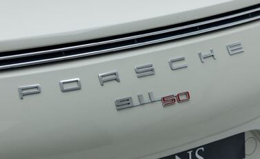 Porsche 911 50TH ANNIVERSARY EDITION 33