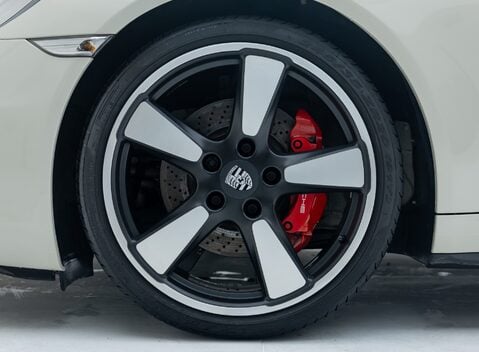 Porsche 911 50TH ANNIVERSARY EDITION 28