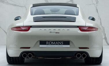 Porsche 911 50TH ANNIVERSARY EDITION 8