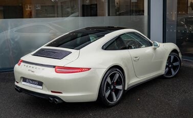Porsche 911 50TH ANNIVERSARY EDITION 4