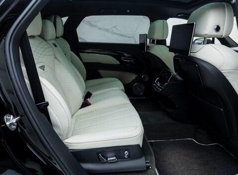 Bentley Bentayga V8 AZURE EXTENDED WHEELBASE First Edition 20
