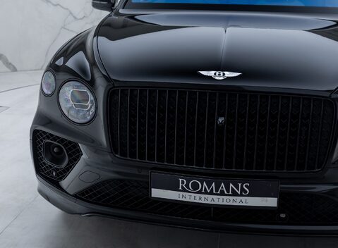 Bentley Bentayga V8 AZURE EXTENDED WHEELBASE First Edition 44