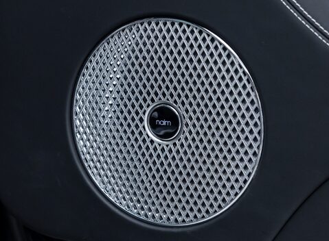 Bentley Bentayga V8 AZURE EXTENDED WHEELBASE First Edition 39