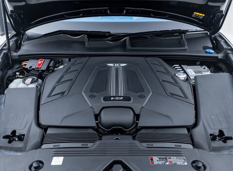 Bentley Bentayga V8 AZURE EXTENDED WHEELBASE First Edition 51