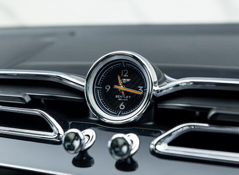 Bentley Bentayga V8 AZURE EXTENDED WHEELBASE First Edition 31